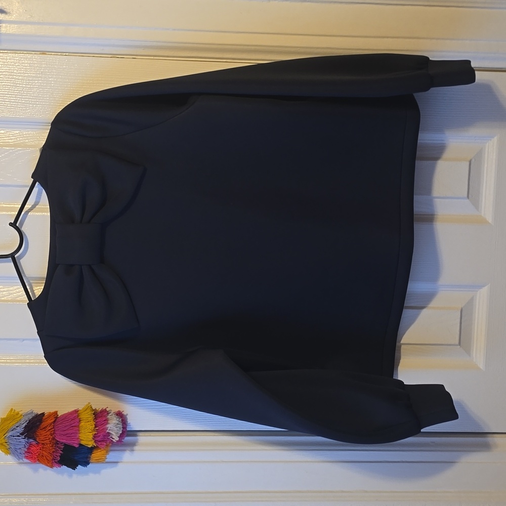 NWOT STELLA & DOT Elegant NAVY SCUBA Women's Top WITH BOW DETAIL